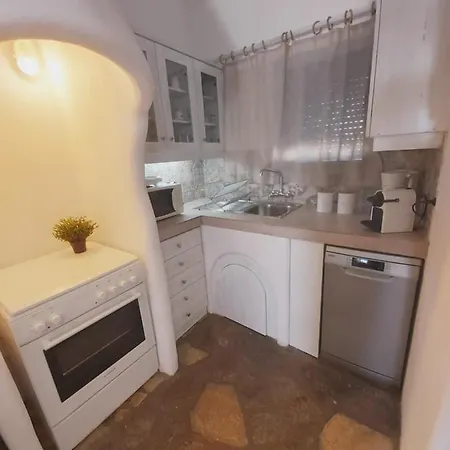Villa Crystal 4 *