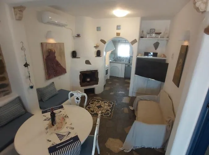 Crystal 4 * Chrisi Akti (Paros)